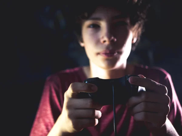 Young Teenager Dark Bedroom Playing Console Video Game Night — Stock Photo, Image