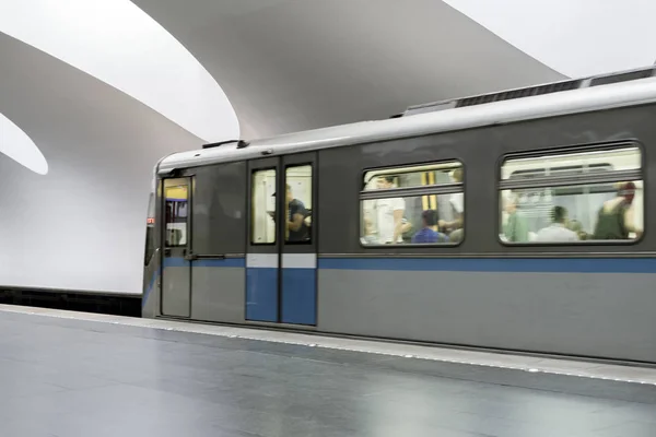 Passenger Modern Subway Train Running Fast Station Motion Blur — Stock Photo, Image
