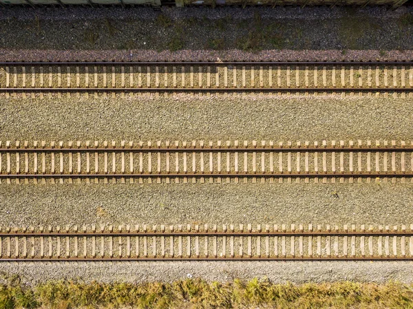 Vista aérea superior de algunas vías de ferrocarril textura aislada f — Foto de Stock