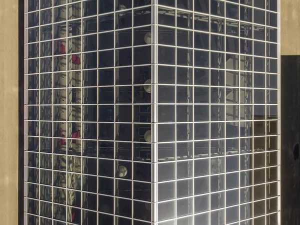 Top lotu ptaka nowoczesny budynek ze szkła na dachu dach podłoże f — Zdjęcie stockowe