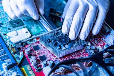 eller eklemek ve assembre ekran kartı chip için soğutucu fan yuvası f