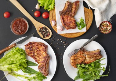 tabaklarda yemek servisi, abur cubur, restoranlarda yemek