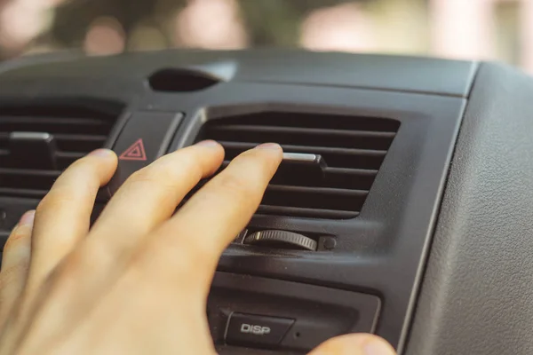 Système de refroidissement de la condition de l'air de voiture, flux de brise — Photo