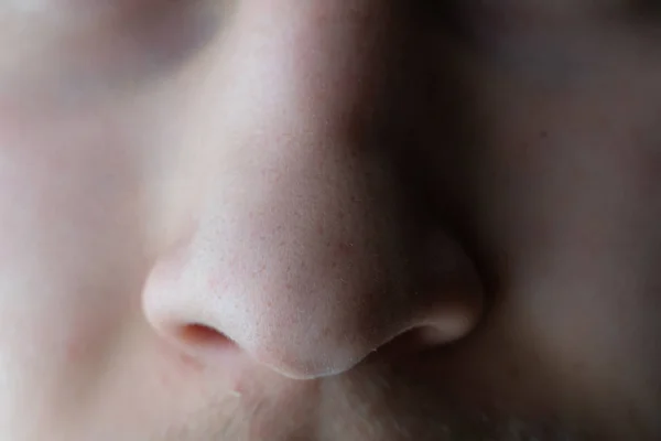 Gros plan macro d'un nez humain, parties du corps — Photo