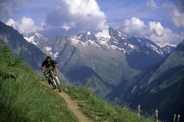 Man Mountain Biking Les Deux Alps France — Stock Photo, Image