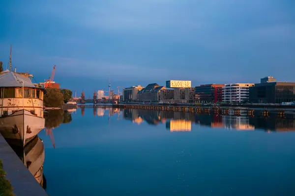 Spree River Osthafen Early Morning Reflection — Stock Photo, Image