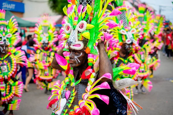 Philippines Participant Ati Atihan Festival Wearing Brighly Colored Hand Made — Φωτογραφία Αρχείου