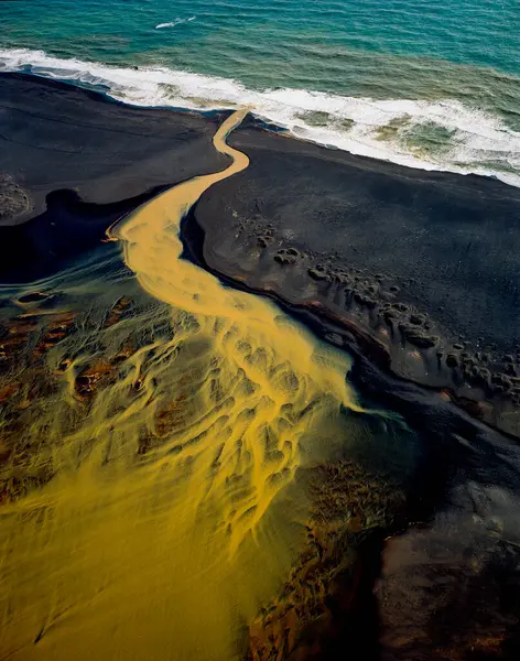 Вид Повітря Плетену Оранжеву Річку Тече Океан Півдні — стокове фото