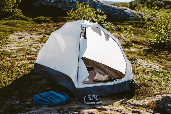 Camping Tent Shoes Set Sunny Camp Site — Stock Photo, Image