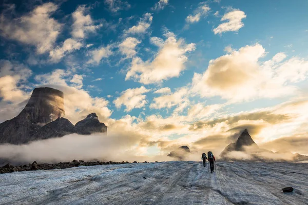 Auyuittuq Národní Park Turistický Koncept — Stock fotografie