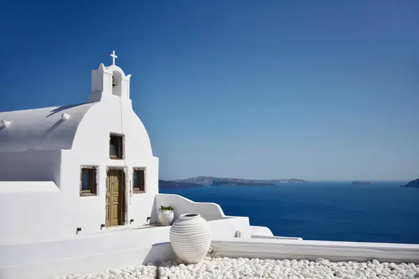 Church Santorini Greece Overlooking Sea — Stock Photo, Image