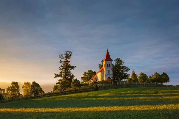 Igreja Gótica Cemitério Região Turiec Eslováquia — Fotografia de Stock