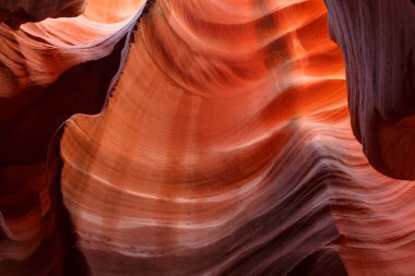 Renkli kum taşı oluşumu içinde nefes kesen alt antilop Kanyonu sayfa, Arizona yakınlarında