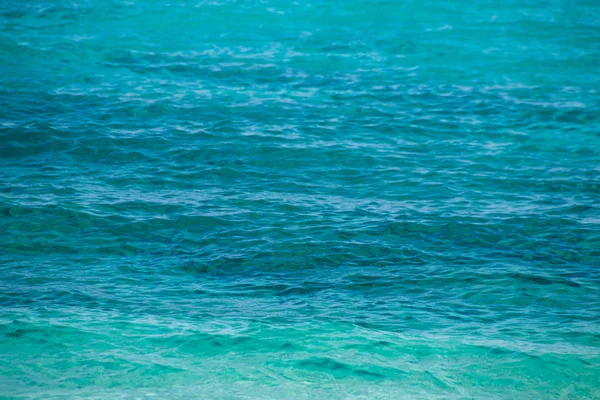 Textur Des Blauen Ozeanwassers Mit Reflexionen — Stockfoto