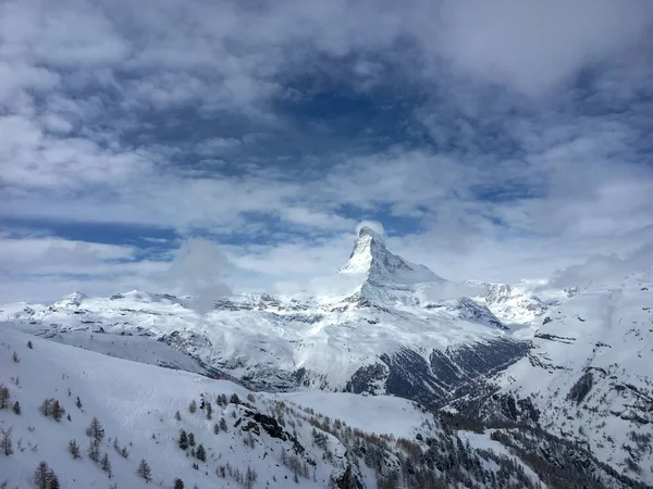Гора Маттерхорн Перед Голубым Небом Облаками Горнолыжном Курорте Фаматт Швейцария — стоковое фото