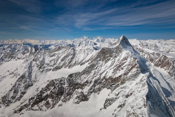 Vista Aérea Del Paisaje Cubierto Nieve Con Montaña Mont Blanc — Foto de Stock