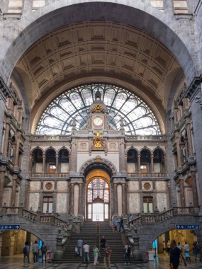 Antwerp Merkez Tren İstasyonu iç