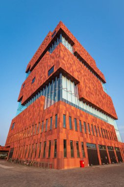 Mas Müzesi, Karınca 'daki Scheldt nehri boyunca bulunan Stroom Müzesi.