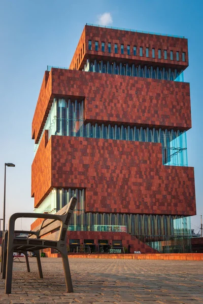 Museo MAS, Museo aan de Stroom, a lo largo del río Scheldt en Ant —  Fotos de Stock