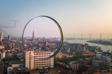 Antwerp Cityscape, Belçika bir delik ile görüldü