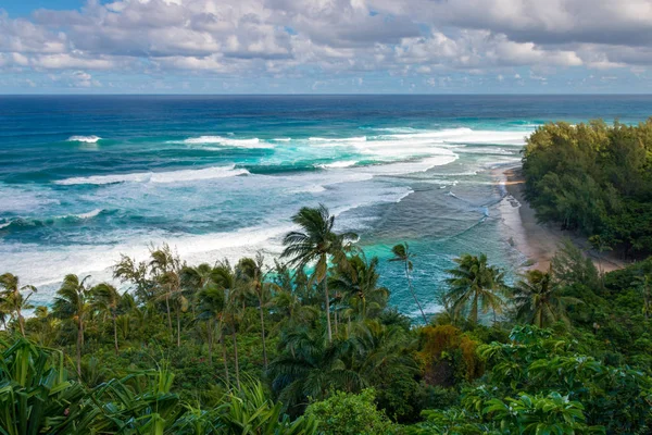 Kee Beach, Kauai, Hawaii, Stati Uniti d'America — Foto Stock