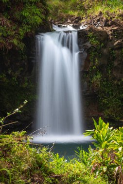 Hana Yolu boyunca mil 22 Puaa Kaa Falls uzun expo atış, 