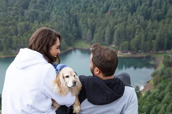 Young Mexican Couple Dog Admiring View Lake Forest — Stock Photo, Image