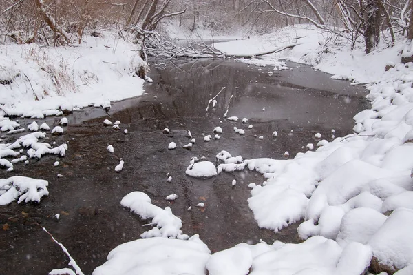 Snowy Creek Χειμώνα — Φωτογραφία Αρχείου