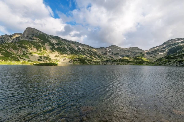 保加利亚皮林山风景秀丽的夏季风景 — 图库照片