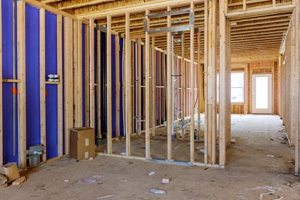 Inicio Enmarcando Edificio Madera Sin Terminar Una Casa Construcción —  Fotos de Stock