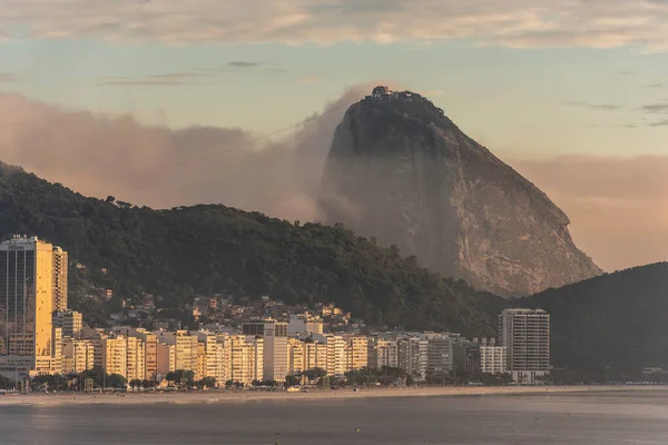 Bella Vista Sugar Loaf Mountain Copacabana All Alba Con Nuvole — Foto Stock