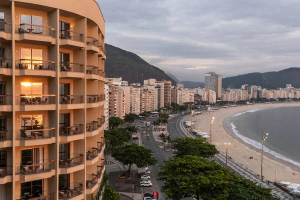 Copacabana Sahilindeki Binalara Güzel Bir Manzara Güneşin Doğuşu Rio Janeiro — Stok fotoğraf