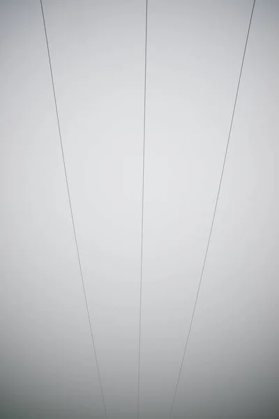 Линия Электропередачи Между Туманом Провинция Сарагоса Испании — стоковое фото