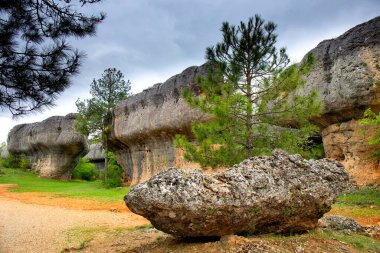 La Ciudad Encantada 'da aşınmış kireçtaşı çıkıntıları Büyülü Şehir, Park, Serrania de Cuenca, Castilla-la Mancha, İspanya