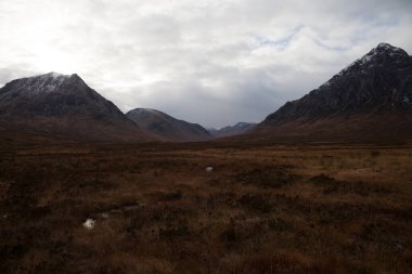 İskoçya 'daki dağlık vadi, Glencoe