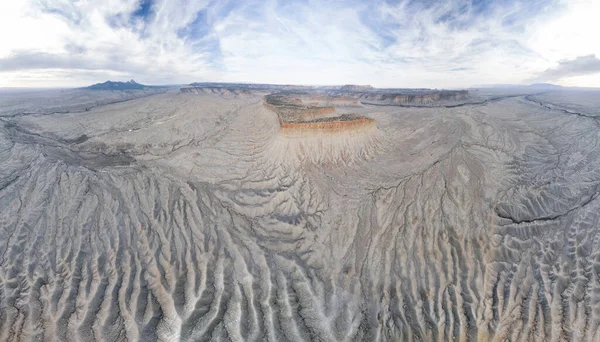 地球の深部線を切り取る侵食 Chimney Rock — ストック写真