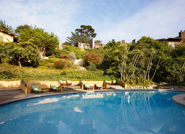 Outdoor Swimming Pool Surrounded Green Foliage Napa — Stock Photo, Image