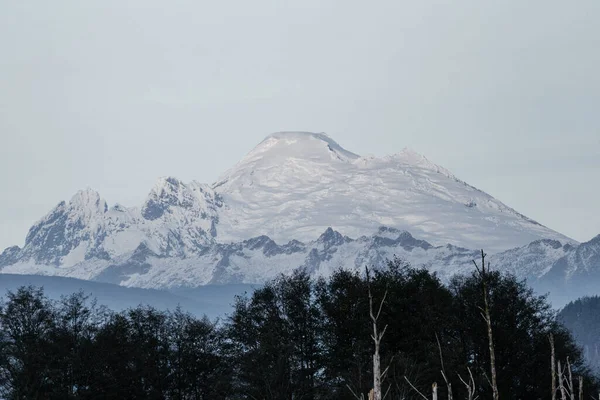 Розбитий Вид Вкриту Снігом Вершину Гори Бейкер Вашингтоні — стокове фото