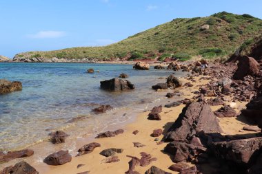 Salgının ortasında cennet kumsalı