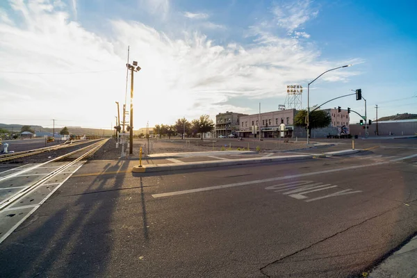 Street View Railroad Tracks Hotel Beale Distance — Stock Photo, Image