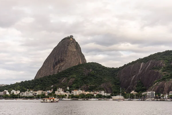 Hermosa Vista Sugar Loaf Mountain Desde Botafogo Beach Rio Janeiro — Foto de Stock