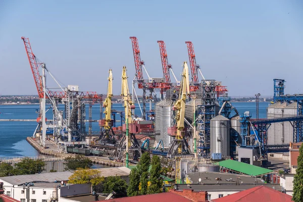 Odessa Ukraina 2019 Żurawie Portowe Porcie Towarowym Terminalu Kontenerowym Odessie — Zdjęcie stockowe