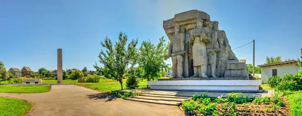 Ukrayna, Odessa yakınlarındaki Nerubayske köyündeki Partizan Zaferi anıtı ve müzesi.
