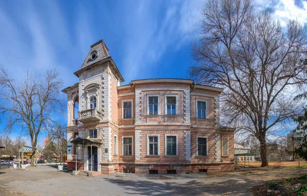 Odessa Ukraina 2020 Zniszczony Dom Marazli Odessie Ukraina Słoneczny Wiosenny — Zdjęcie stockowe