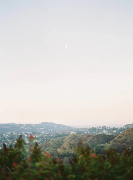 Luna Amanecer Sobre Los Angeles Pastel Colored Sky — Foto de Stock