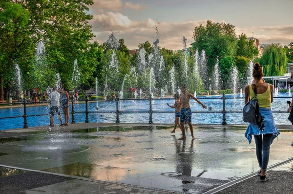 Plovdiv Bulgaria 2019 Fuentes Cantando Jardín Del Zar Simeón Plovdiv —  Fotos de Stock