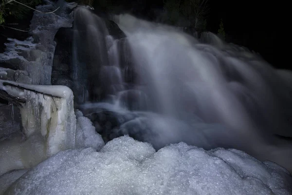 Una Cascada Congelada Parque Estatal Kitch Iti Kipi Michigan —  Fotos de Stock