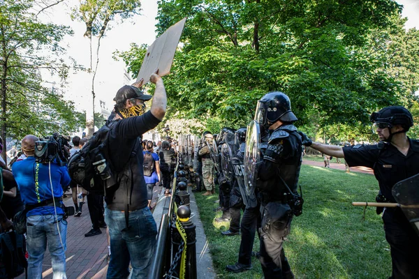 Manifestants Protestant Pacifiquement Devant Maison Blanche — Photo