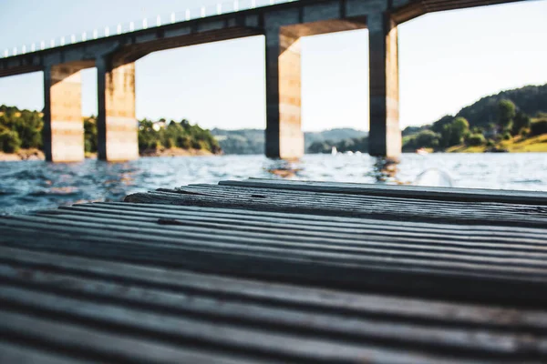 Puente Sobre Río Naturaleza Viajar — Foto de Stock