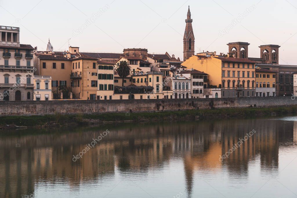 Reflejos de la ciudad de Florencia, Italia